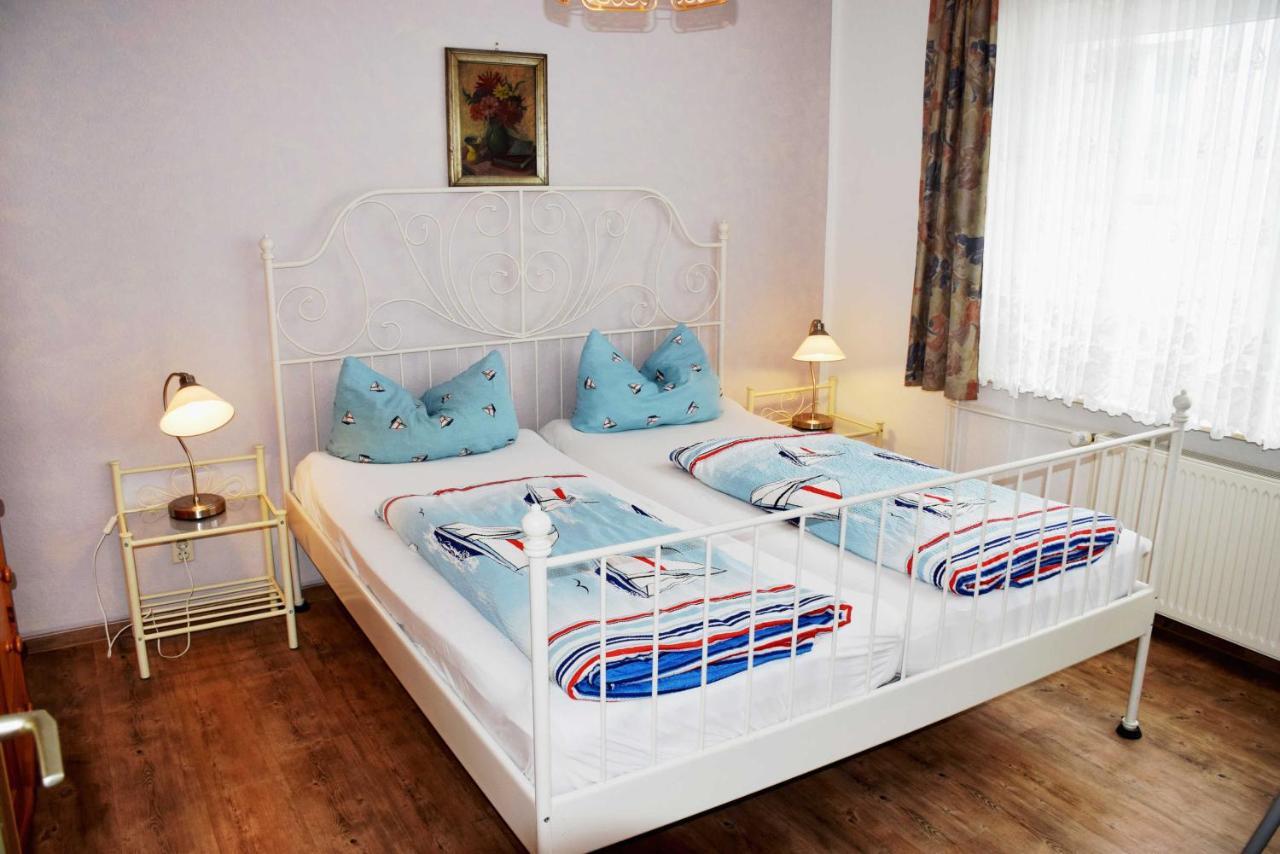 Pension Im Ostseebad Sellin Стая снимка
