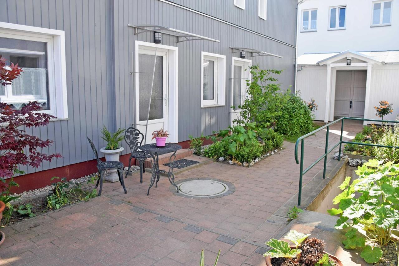 Pension Im Ostseebad Sellin Екстериор снимка